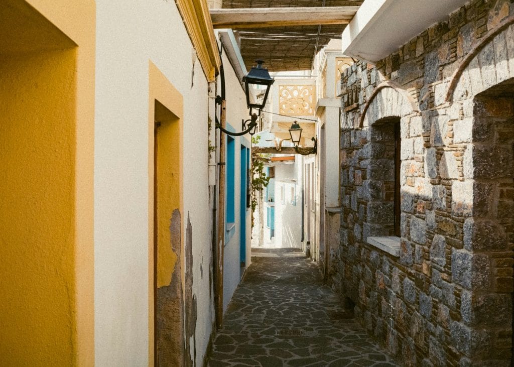 Τα πιο κρυφά χωριά της Ελλάδας που αξίζει να επισκεφθείς πριν γίνουν… viral