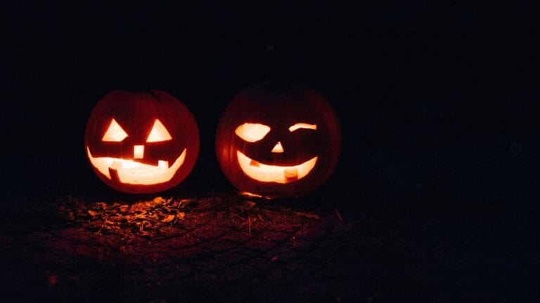 Halloween 2026: Ποια μέρα πέφτει και τι πρέπει να ξέρεις για να το γιορτάσεις σωστά 