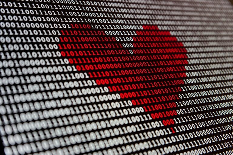 Τι πραγματικά ψάχνουν οι γυναίκες στα dating apps;