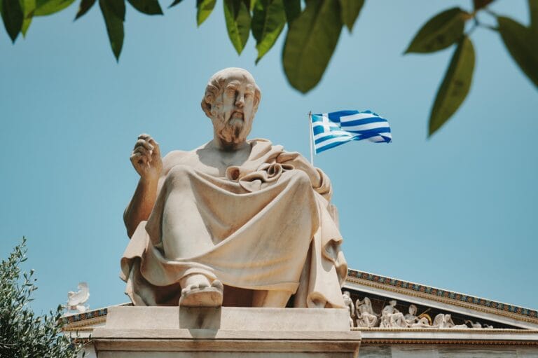 Ποια είναι τα πιο δημοφιλή αντρικά και γυναικεία ονόματα στην Ελλάδα