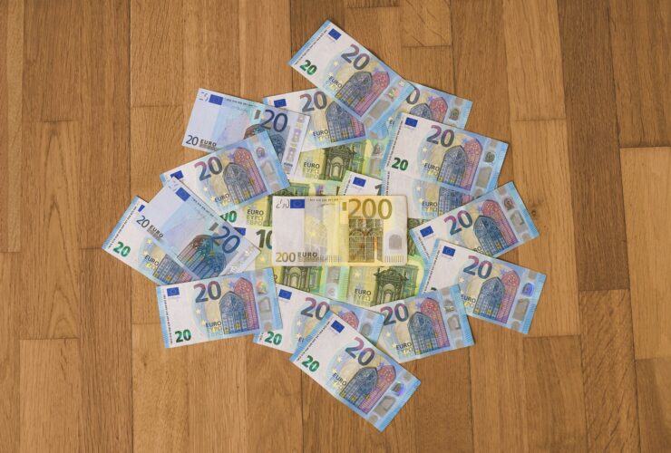 Επίδομα ανασφάλιστων υπερηλίκων: Δικαιούχοι, κριτήρια και δικαιολογητικά