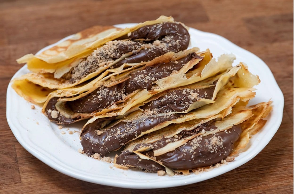 Πώς να φτιάξετε πεντανόστιμες και υγιεινές κρέπες με 3 υλικά