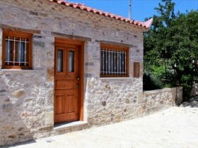 Οι μικρές πόλεις της Ελλάδας γίνονται ξανά «μόδα» – Γιατί χιλιάδες άνθρωποι εγκαταλείπουν τα μεγάλα αστικά κέντρα