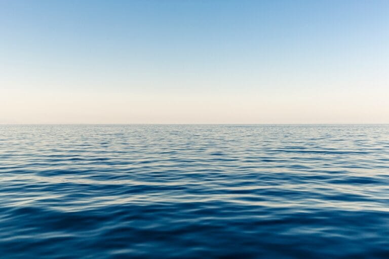 Είναι πράγματι η θάλασσα πιο ζεστή τον χειμώνα;