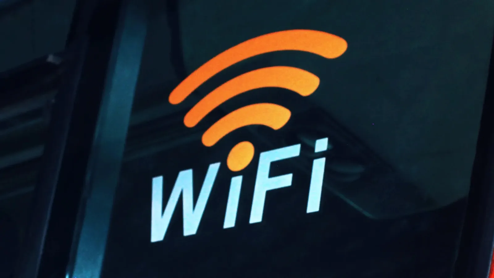 Γιατί πρέπει να κλείνετε το WiFi μόλις βγαίνετε από το σπίτι: Η παγίδα που αδειάζει λογαριασμούς