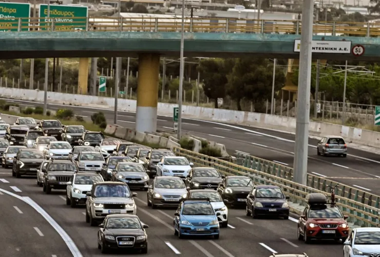 Τέλη, ΚΤΕΟ, ασφάλεια: Ποιους «βλέπουν» οι νέοι ηλεκτρονικοί έλεγχοι - τα πρόστιμα