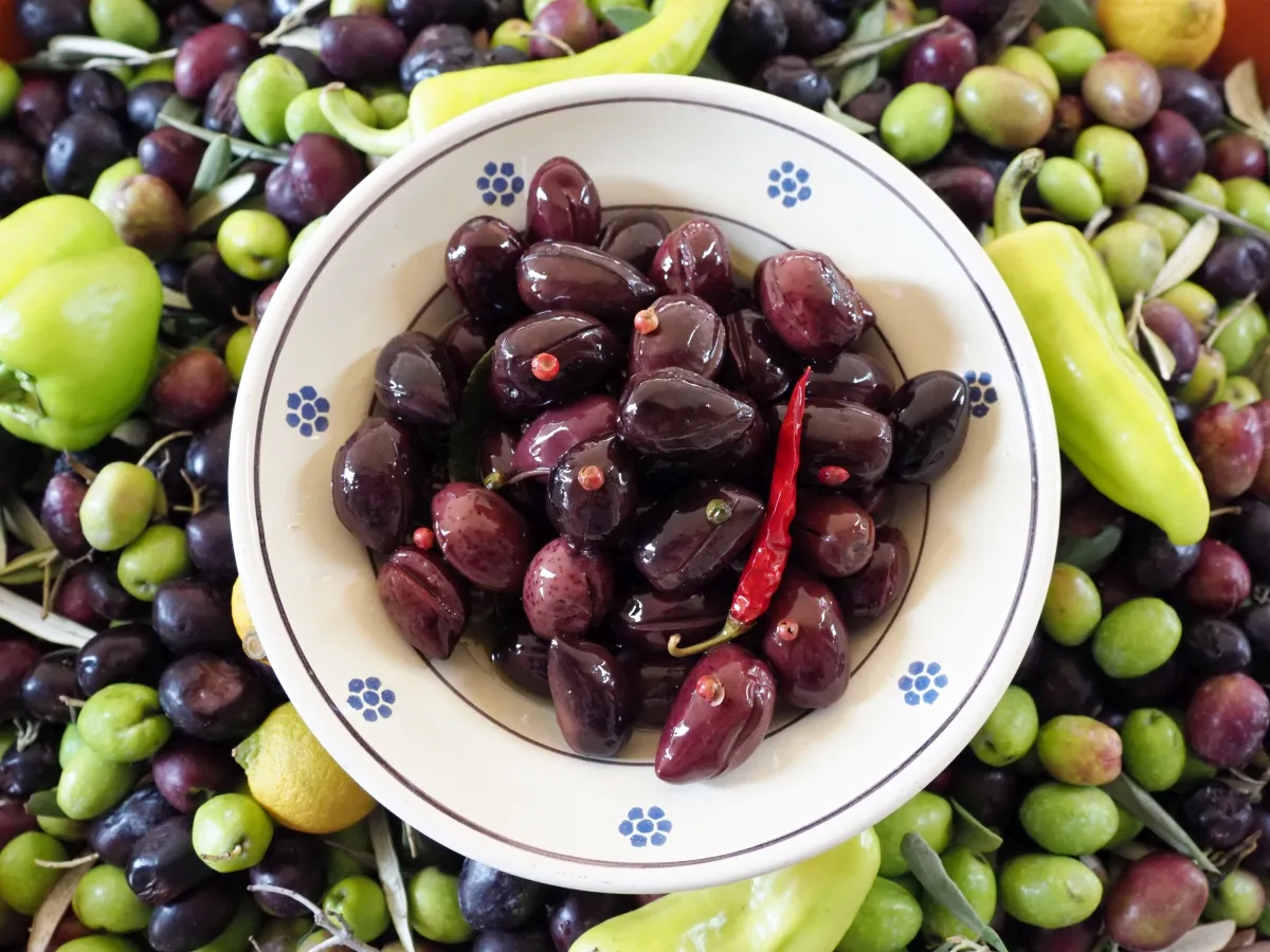 Πώς φτιάχνω ελιές στο σπίτι