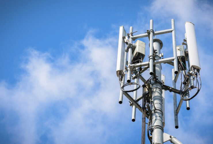 Πώς θα δεις τις κεραίες κινητής τηλεφωνίας στην περιοχή σου και πόση ακτινοβολία εκπέμπουν