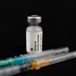 Τι αλλάζει με τα εμβόλια για γρίπη, κορωνοϊό, HPV και RSV
