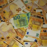 Δώρο Χριστουγέννων 2025 σε ανέργους: Οι 3 αλλαγές που έρχονται από τη ΔΥΠΑ