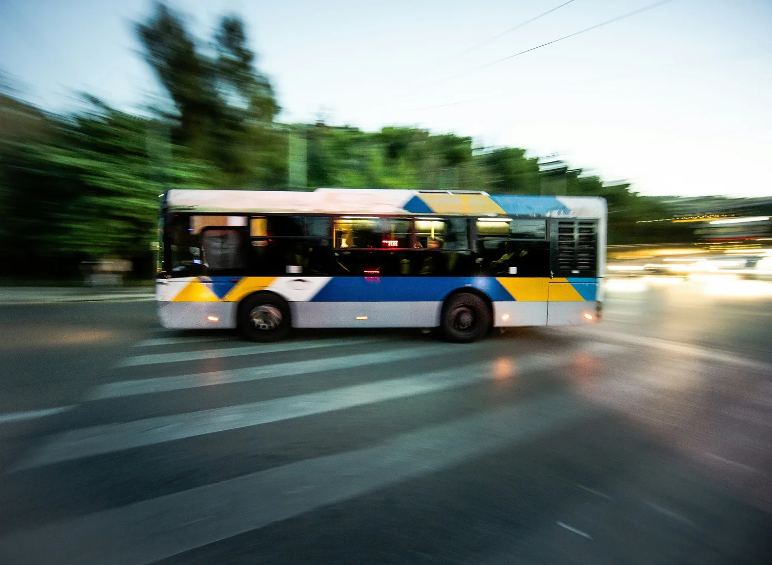 Πώς κάμερες ΑΙ θα «μοιράζουν» κλήσεις στα λεωφορεία
