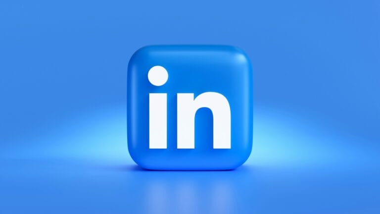 12 βήματα για ένα καλύτερο προφίλ στο LinkedIn το 2025