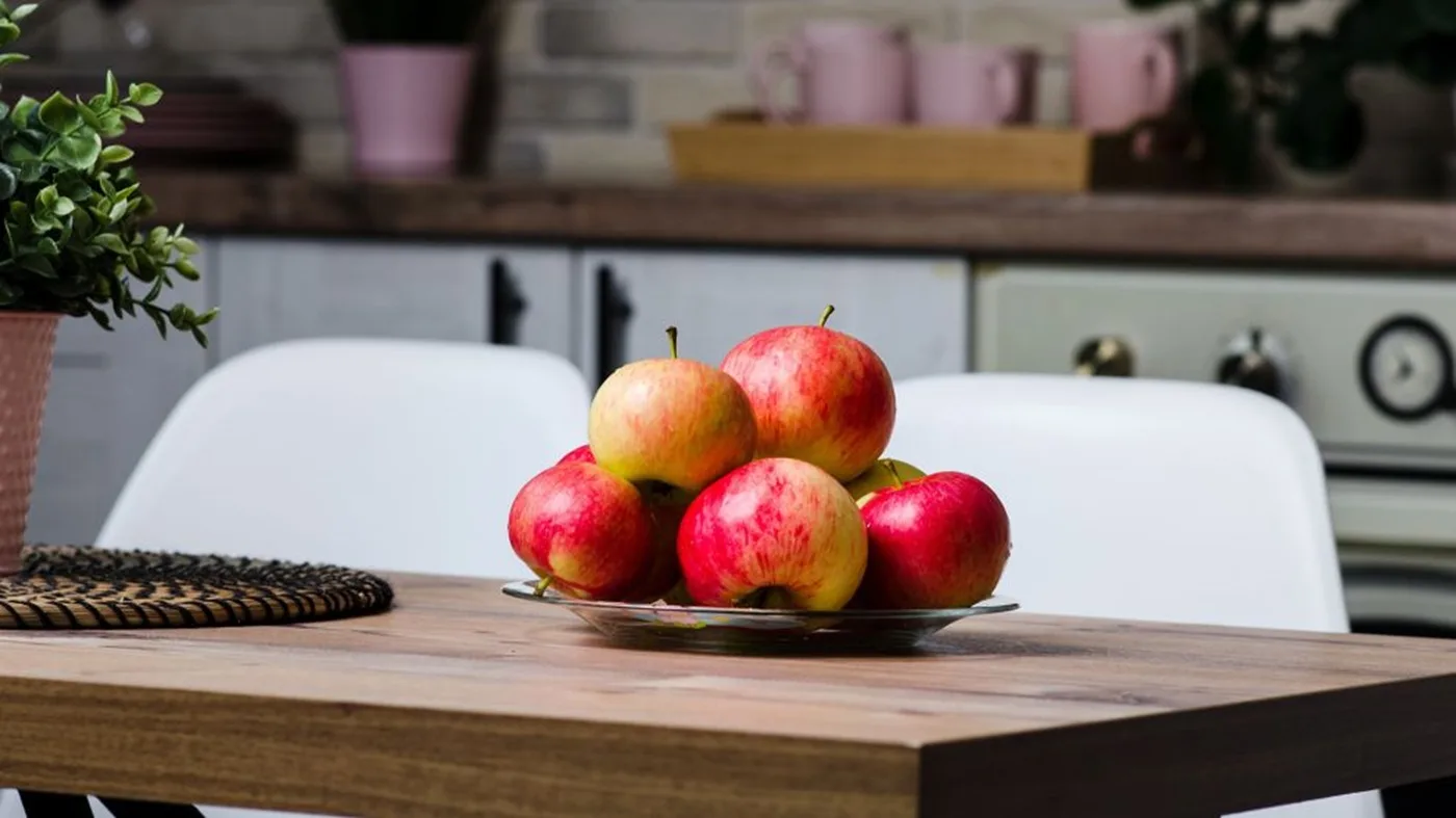 Πώς να αξιοποιείς τα μήλα στην κουζίνα: ιδέες, tips, αποθήκευση & χρήσεις (γλυκές + αλμυρές)