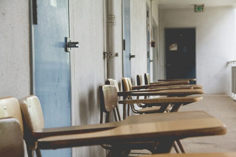 Αναπληρωτές εκπαιδευτικοί: Ποιοι κινδυνεύουν με αποκλεισμό 2 ετών