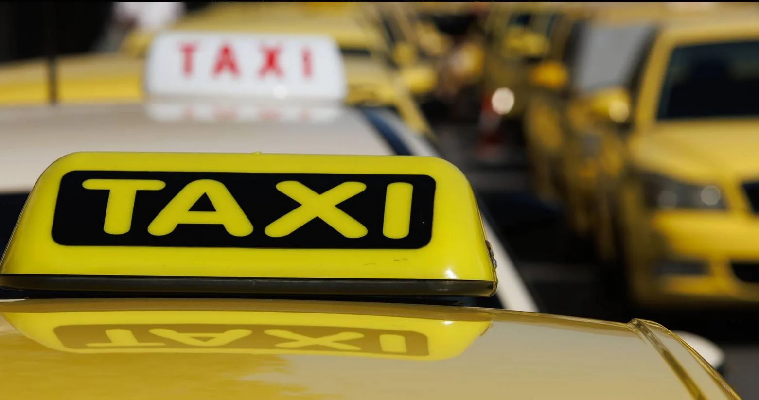 Ψηφιακή άδεια ΤΑΞΙ: Πώς βγάζεις τη νέα ειδική άδεια οδήγησης μέσω gov.gr & myPhoto