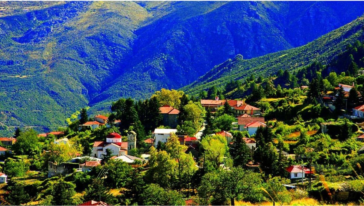 Top 5 Φθινοπωρινοί προορισμοί: Οργανώστε την τέλεια εξόρμηση «μακριά» αλλά και κοντά στην Αθήνα