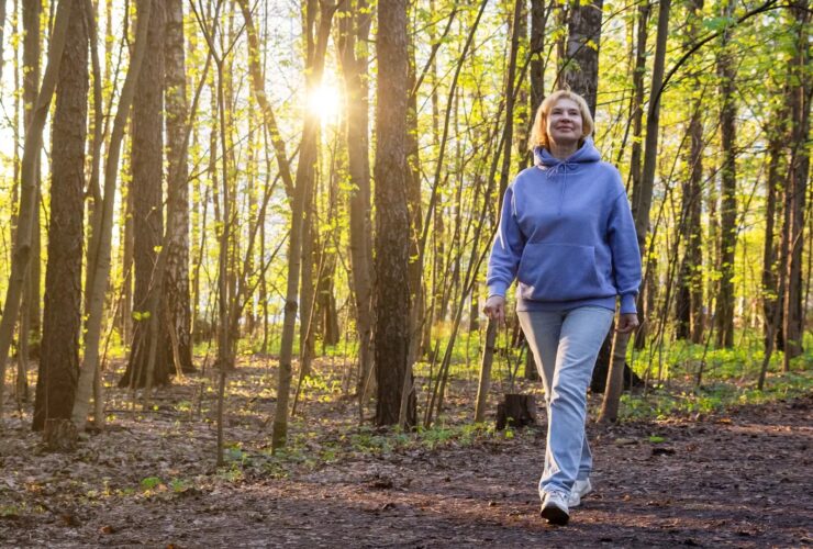 Πόσα βήματα την ημέρα βοηθούν πραγματικά τον εγκέφαλο; Νέα μελέτη δείχνει ότι είναι λιγότερα απ’ όσα νομίζεις