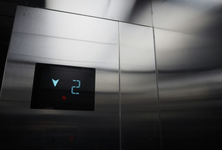 Ασανσέρ: Μέχρι πότε η νέα παράταση για την απογραφή