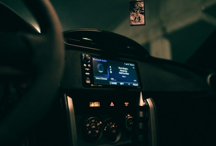 Οι αυτοκινητοβιομηχανίες αποχαιρετούν το Android Auto – ιδού ο λόγος