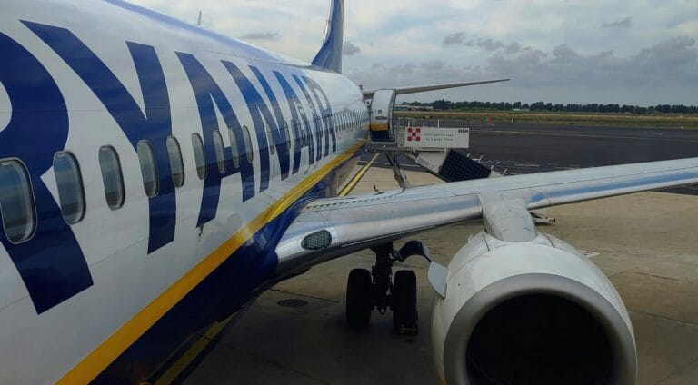 Ryanair: Τι αλλάζει από 12 Νοεμβρίου 2025 με τις κάρτες επιβίβασης