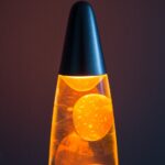 Λάμπα λάβας: Φτιάξε τη σε 5’ με νερό & λάδι – Το πιο εντυπωσιακό πείραμα για παιδιά!