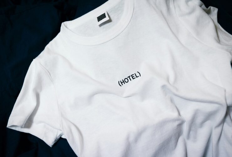 Πώς να διατηρήσετε τα λευκά μπλουζάκια σαν καινούργια