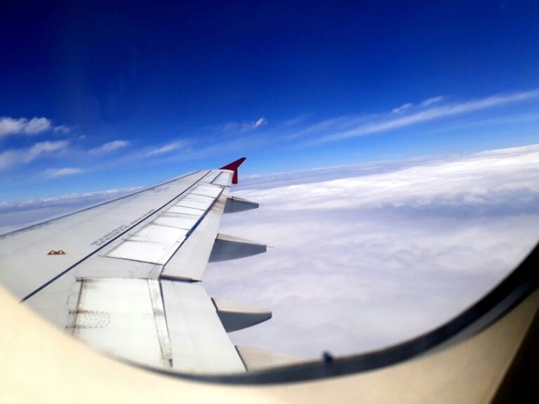 Travel Tuesday: Ο απόλυτος οδηγός για να πετύχεις τις καλύτερες ταξιδιωτικές προσφορές