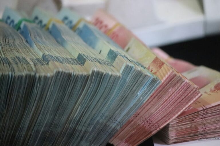 Τι ώρα πληρώνονται αύριο οι συντάξεις Δεκεμβρίου