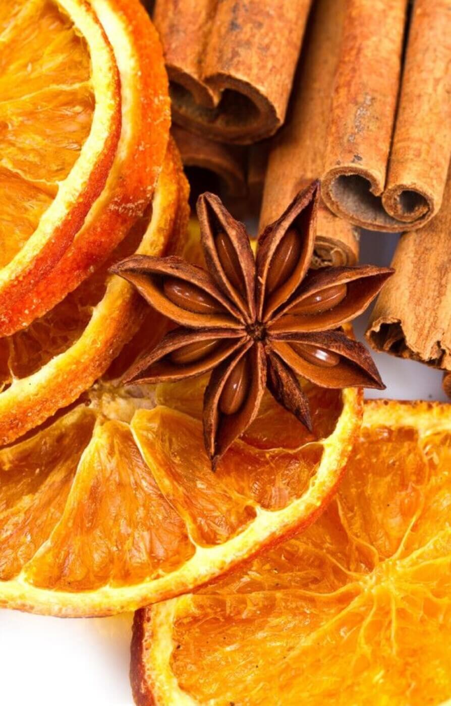 Έτσι θα μυρίζει το σπίτι σου φθινόπωρο: 3 DIY συνταγές με πορτοκάλι και κανέλα