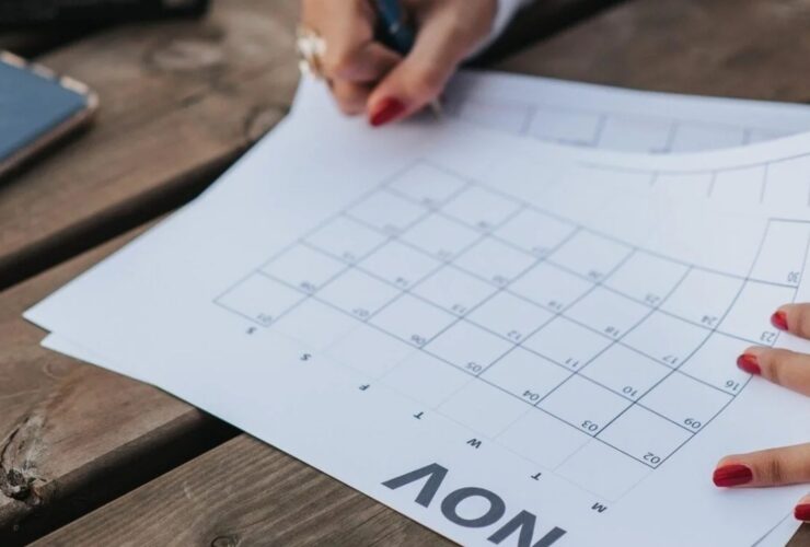 Αργίες 2026: Πότε καθόμαστε; Όλα τα τριήμερα & το μεγάλο τετραήμερο της νέας χρονιάς