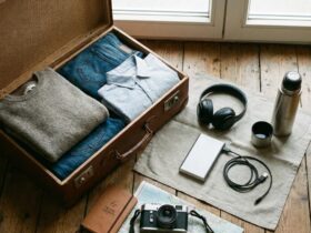 Ταξίδι χωρίς άγχος: Τα 6 gadgets που πρέπει να βάλεις στη βαλίτσα σου φέτος