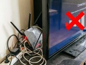 Το Wi-Fi σέρνεται; Μην βάζετε ποτέ το ρούτερ δίπλα σε αυτά τα 5 αντικείμενα (Το Νο1 είναι στην κουζίνα)