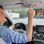 Το κουμπί SOS (eCall) στο αυτοκίνητό σας μπορεί να σταματήσει να λειτουργεί: Τι συμβαίνει με το δίκτυο 2G/3G