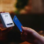 Πώς θα σηκώνεις μετρητά μέσω POS, χωρίς την ουρά του ATM