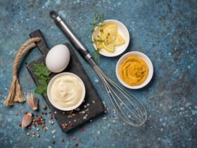 Έκοψε η μαγιονέζα; Μην την πετάξεις! Το κόλπο για να τη σώσεις σε 2 λεπτά (και η τέλεια συνταγή)