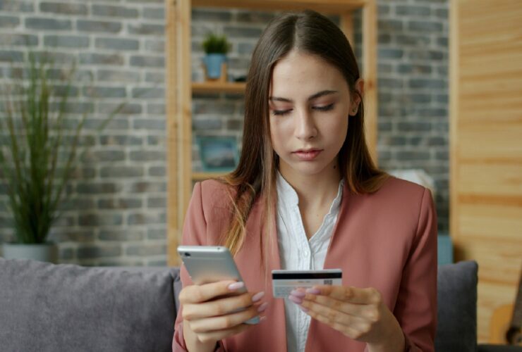 ΑΑΔΕ: Πώς να πληρώνετε εύκολα τις οφειλές σας με Barcode και QR Code