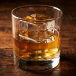 Το μυστικό των Bartenders για κρυστάλλινα παγάκια: Πώς να αναβαθμίσετε τα ποτά των γιορτών