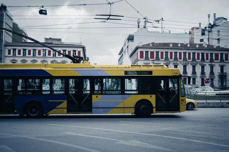 ΑΔΕΔΥ: Γενική απεργία την Τρίτη 16/12 – Πώς θα κινηθούν τα ΜΜΜ