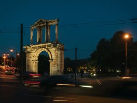 Ξέρεις από πού είναι το αμάξι μπροστά σου; Αποκωδικοποιώντας τις ελληνικές πινακίδες