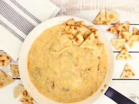 Πώς να φτιάξετε σπιτικό άλειμμα κοτόπουλου: Καλύτερο από αλλαντικά!