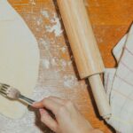 Πώς να φτιάξεις σπιτική λαγάνα χωρίς ζύμωμα: Η συνταγή που πετυχαίνει πάντα