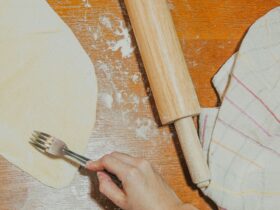 Πώς να φτιάξεις σπιτική λαγάνα χωρίς ζύμωμα: Η συνταγή που πετυχαίνει πάντα