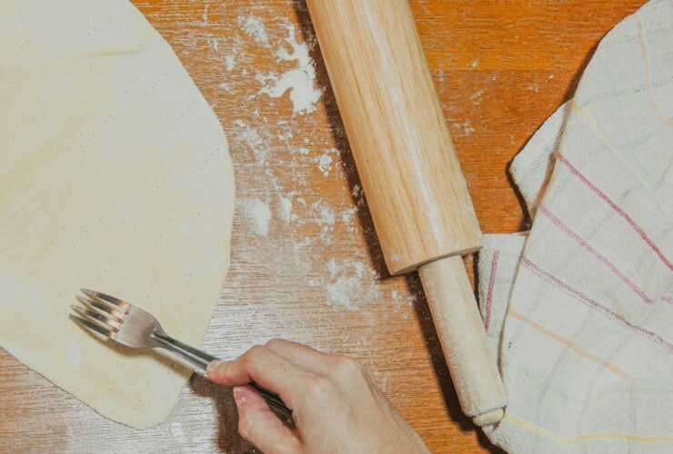 Πώς να φτιάξεις σπιτική λαγάνα χωρίς ζύμωμα: Η συνταγή που πετυχαίνει πάντα