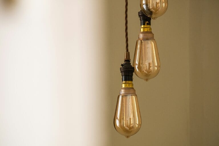 Τέλος εποχής για τα LED; Αυτή είναι η νέα τεχνολογία που τα αντικαθιστά (πιο οικονομική & υγιεινή)