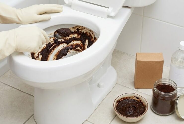 Ρίξτε 3 κουταλιές στη λεκάνη – Σε 10 λεπτά θα ξεχάσετε πουρί και κιτρινίλες