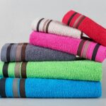 Πότε πρέπει να πετάξετε τις πετσέτες: 5 σημάδια ότι έγιναν εστία μικροβίων