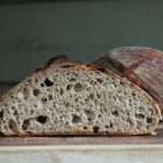 Ολικής άλεσης ή προζυμένιο; Ποιο ψωμί είναι τελικά το πιο υγιεινό;