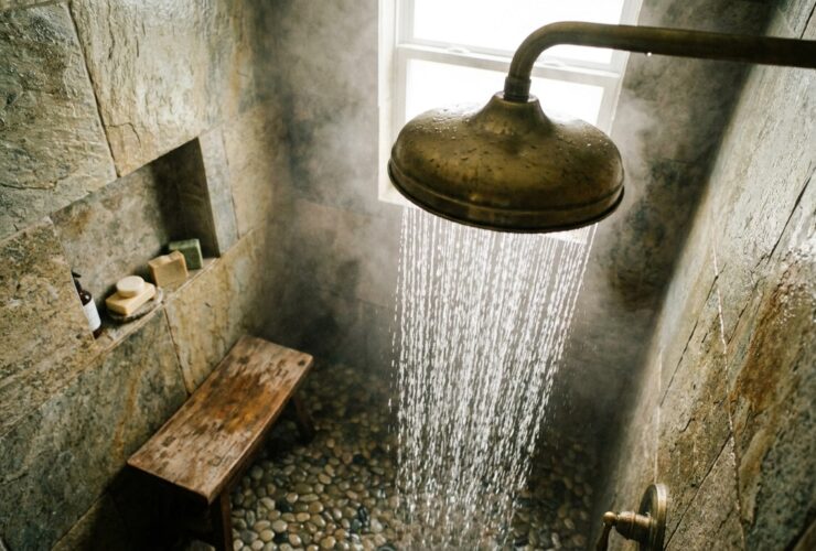 Αντίο στη "ντουζιέρα-ιταλικού τύπου": Η επανάσταση του 2026 έρχεται από τα πολυτελή Spa