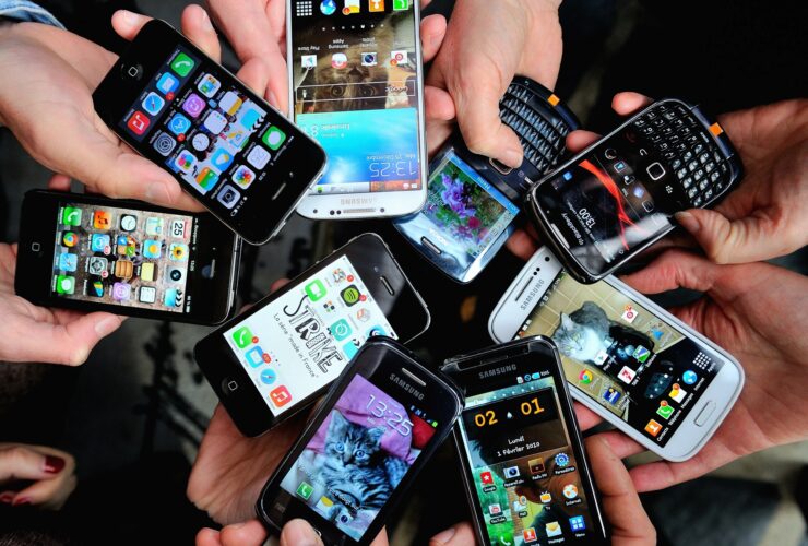 Μάθετε πώς να μεταφέρετε τα δεδομένα σας από Android σε iPhone με ένα κλικ!