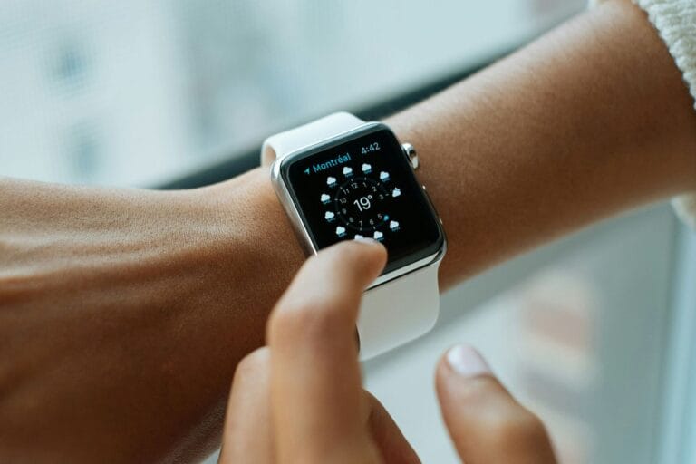 Τα smartwatches ίσως βλάπτουν τον ύπνο σου